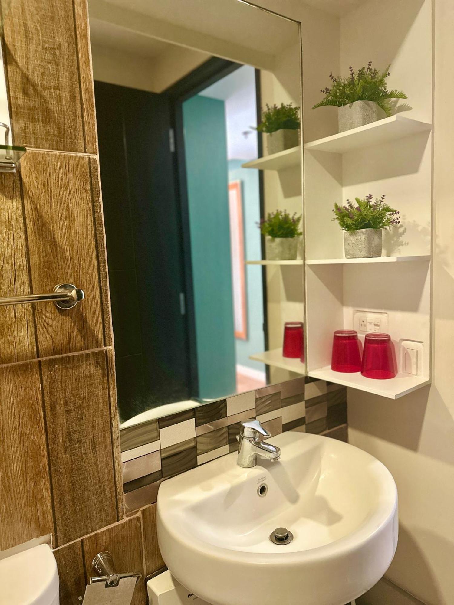 Feels Like Home Condos Abreeza Place Tower 1 & 2 Davao Bagian luar foto