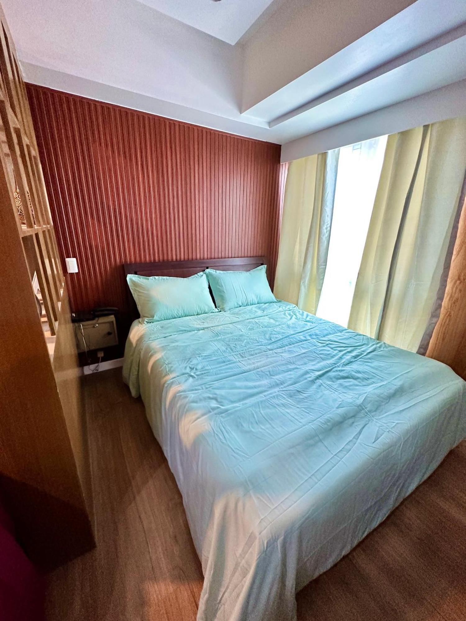 Feels Like Home Condos Abreeza Place Tower 1 & 2 Davao Bagian luar foto